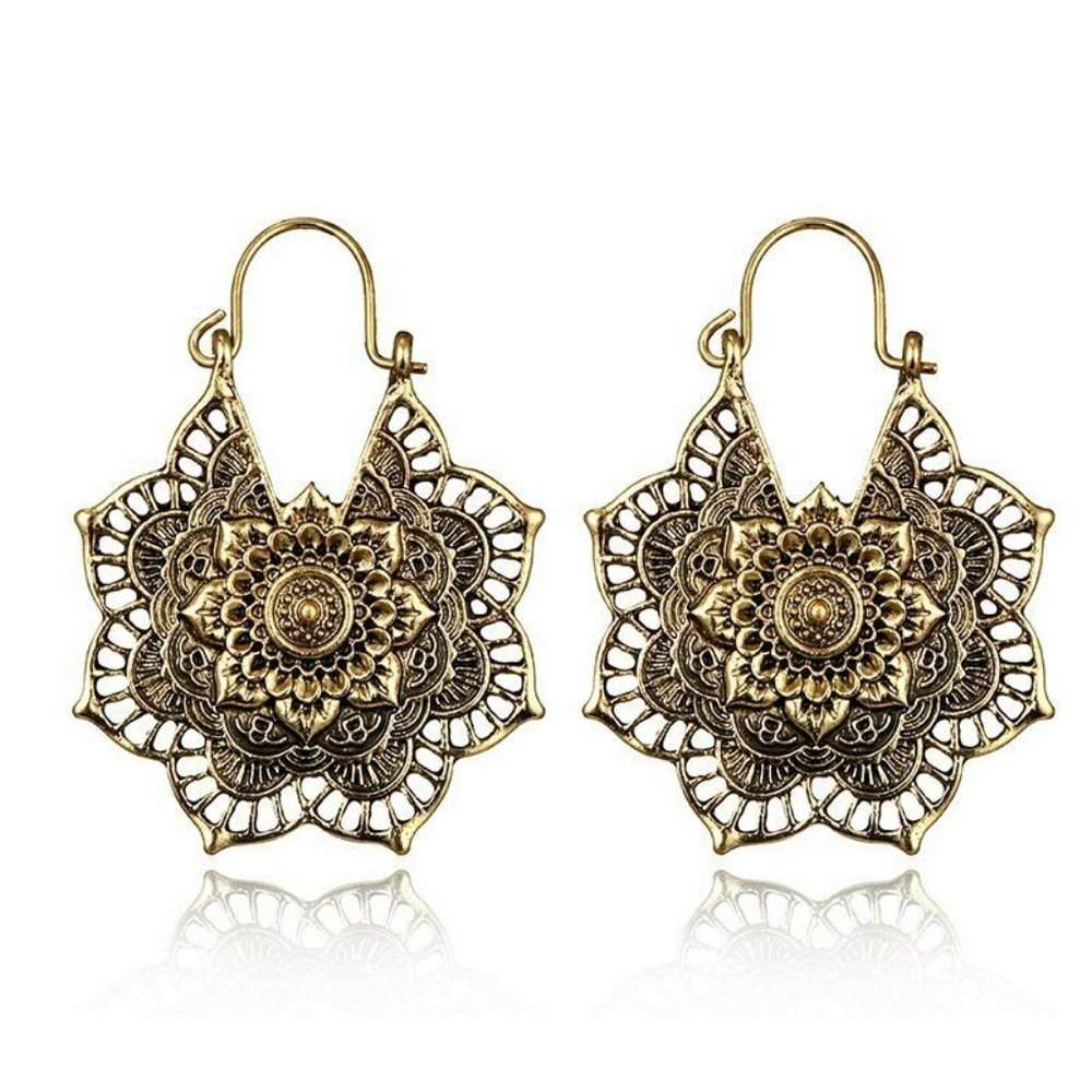 Earrings ~ Gold ~ Retro ~ Flower ~ Carved ~ Dangle